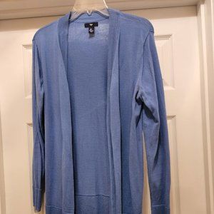 GAP long sleeved blue cardigan